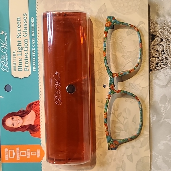 ⭐The Pioneer Woman Blue Light Screen Protection Glasses Protective Case Included - Picture 5 of 13